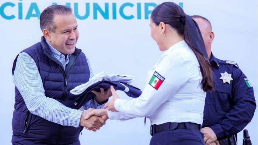 'Toño' Astiazarán refuerza con más equipamiento a policías municipales de Hermosillo