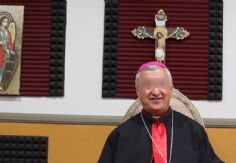 Foto ilustrativa de nota Obispo Emanuel Hana Shaleta en problemas: Desvío de fondos y visitas a club nocturno en Tijuana