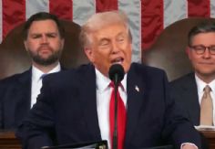 Foto ilustrativa de nota Trump da su discurso ante el Congreso: Rechaza ayudar a migrantes antes que a ciudadanos