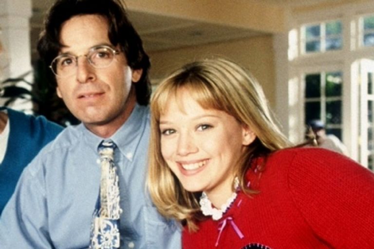 Robert Carradine, el padre de Hilary Duff en 'Lizzie McGuire', muere a los 71 años de edad