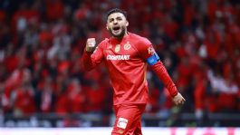 Foto que representa a Alexis Vega reaparece en redes sociales y adelanta su regreso a las canchas: "Estamos listos"