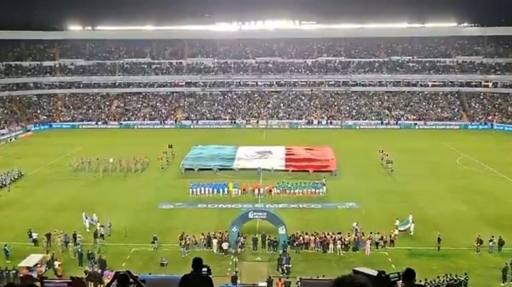 VIDEO: Así fue el homenaje a militares fallecidos antes iniciar el partido México vs Islandia