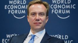 Foto que representa a Børge Brende dimite del Foro Económico Mundial tras investigación por vínculos con Epstein