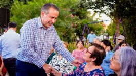 Foto que representa a 'Toño' Astiazarán encabeza jornada de servicios a familias del Fovissste en Hermosillo durante Miércoles En Tu Colonia