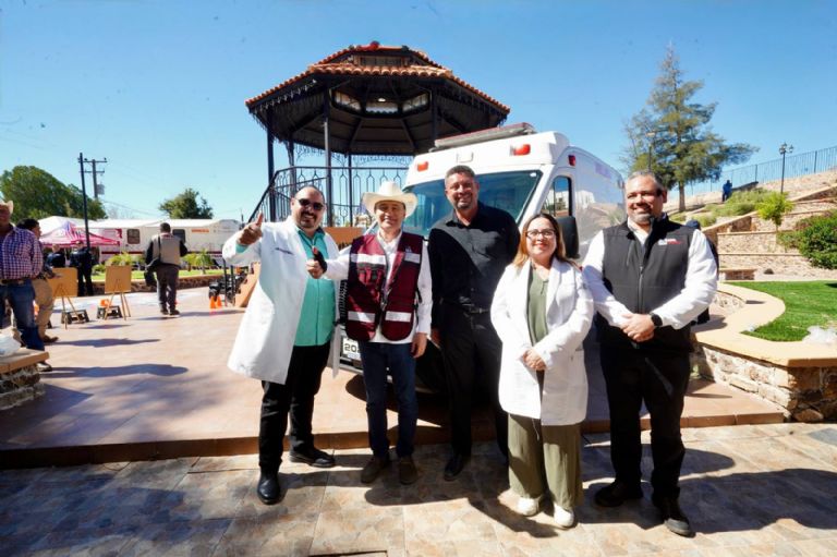 El gobernador realizó una gira por 5 municipios: Sáric, Tubutama, Ágil, Oquitoa y Caborca, donde entregó obras, apoyos y becas