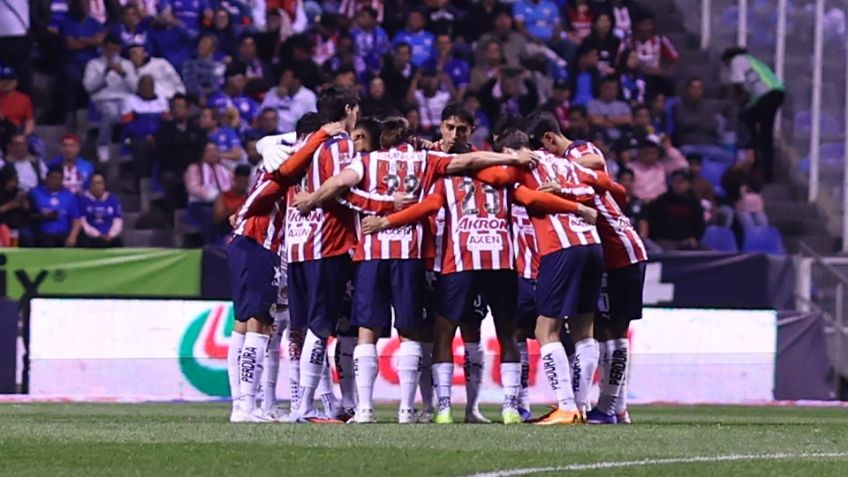Chivas del Guadalajara 'blinda' su plantilla y renueva a jugadores para el Clausura 2026