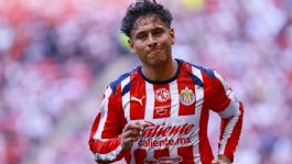 Foto que representa a Chivas va con toda la plantilla ante el Toluca; Luis Romo completa su recuperación con el Guadalajara