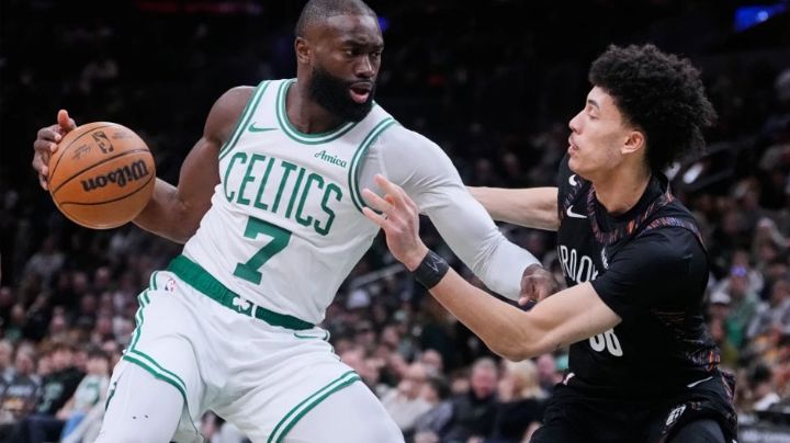 Brown y Vucevic encabezan a los Celtics que se aprovechan de los Nets para apalearlos