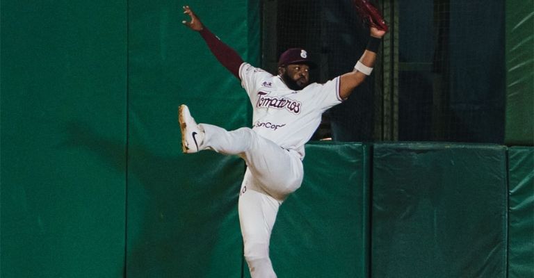 Martínez lució en el prado central con los guindas