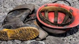 Foto que representa a Hallan objetos personales de los 10 mineros desaparecidos en Sinaloa; varios son de Sonora