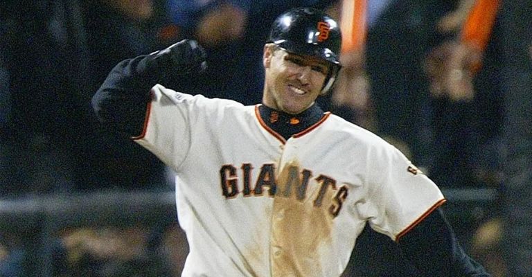 Kent no dudó al momento de elegir su gorra