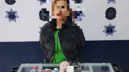 Foto que representa a Arrestan a mujer por intentar robar mercancía de una tienda en Torreón; llevaba hasta carne