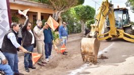 Foto que representa a Por segundo día, Lamarque Cano da banderazo de inicio a obras de infraestructura sanitaria en Las Cortinas