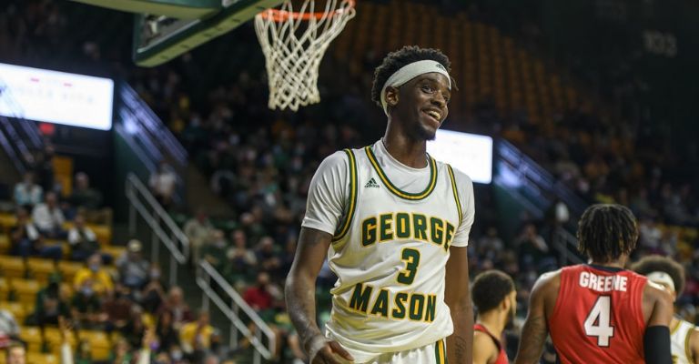 Se espera que contribuya al éxito del equipo