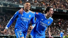 Foto que representa a Real Madrid vence al Valencia CF y cierra la pelea por la primera posición en LaLiga