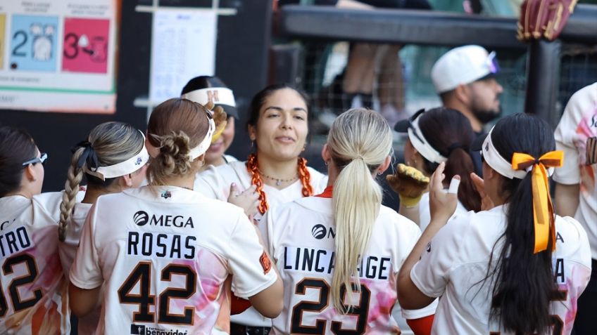 Naranjeros de Hermosillo pierde ante las Bravas y cae al sótano en la Liga Mexicana de Softbol