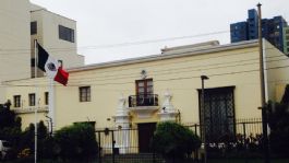 Foto que representa a Perú reitera que no piensa invadir embajada de México para detener a exprimera ministra