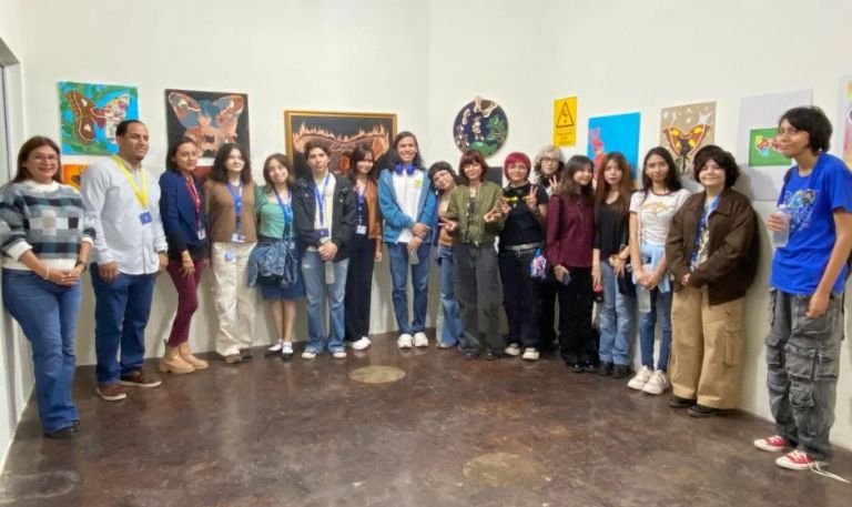 Estudiantes de La Salle inauguran exposición de pintura en el mariposario de Yo’o Joara