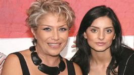 Foto que representa a Ana María Alvarado reporta que "inconsistencias" en acta de defunción de la mamá de Aislinn Derbez