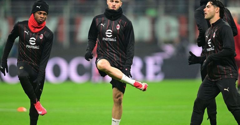 El jugador ya entrenó al parejo de sus compañeros