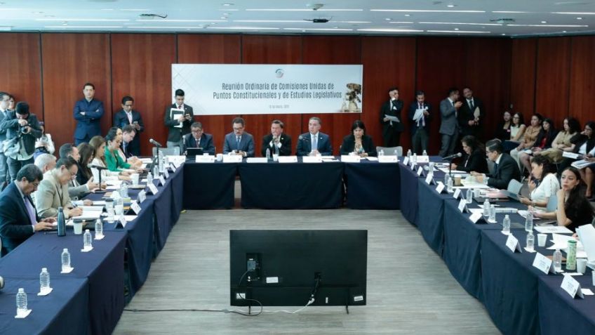 Comisiones aprueban por unanimidad reforma constitucional que limita pensiones de servidores públicos