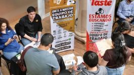 Foto que representa a Canacintra Hermosillo realiza con gran éxito Feria del Empleo 2026