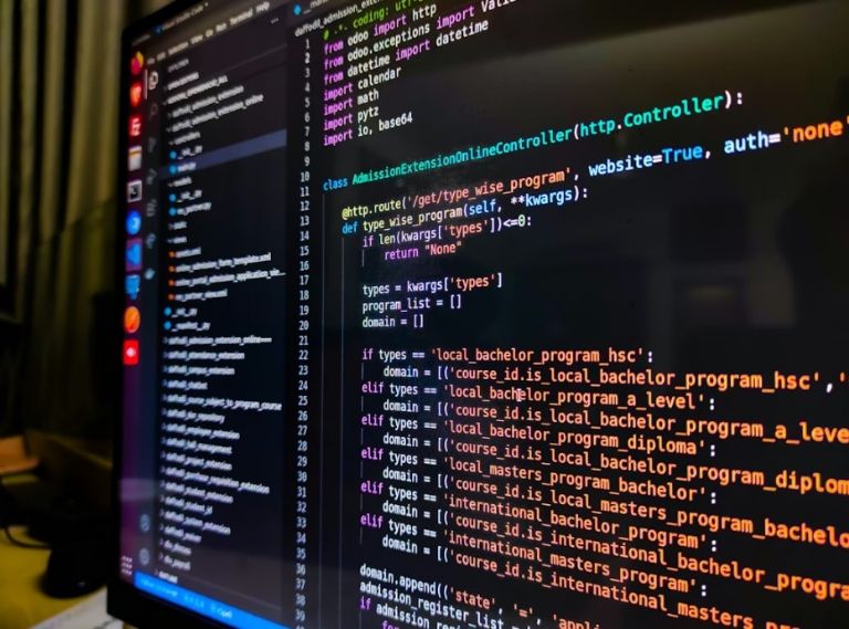 Desarrolladores de software es una de las áreas con más demanda 