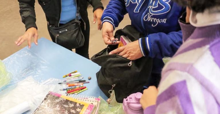 'Mochila Sana': Revisiones preventivas buscan seguridad y paz en escuelas de Sonora