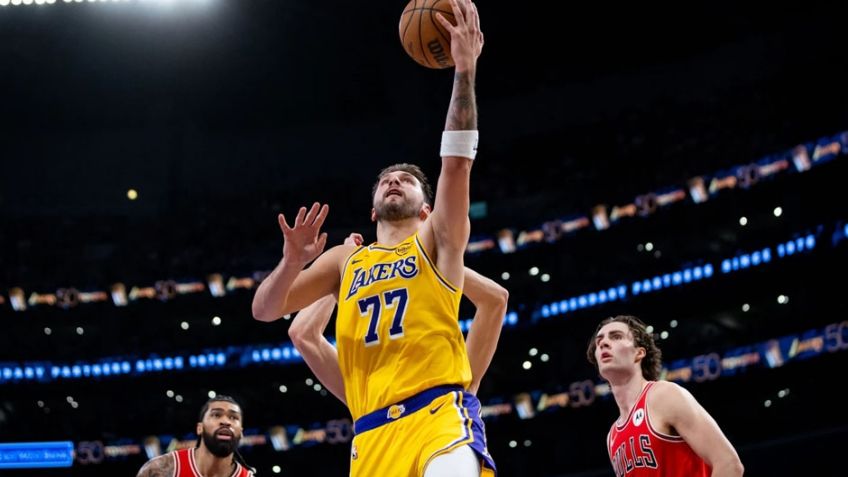 No lo hagan enojar; Luka Doncic responde a insultos de los Bulls con 51 puntos para Lakers