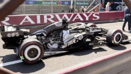 Foto que representa a Cadillac protagoniza un desastre en el GP de China; 'Checo' Pérez arrancará en último lugar