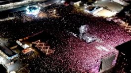 Foto que representa a La Cura Fest de Carín León impulsa a emprendedores sonorenses como parte del fomento a la economía local
