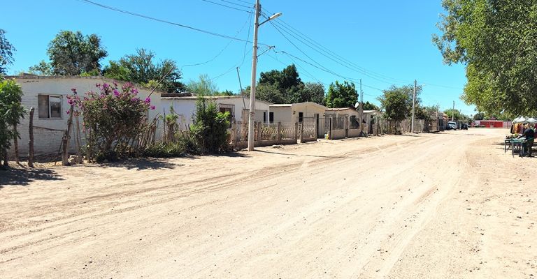 Calles y panteón: tareas pendientes que iniciarán obras inmediatas en la comisaría de Pueblo Yaqui