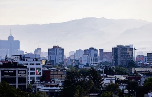 Clima en CDMX HOY 18 de marzo: FRÍO por la mañana y radiación muy alta por la tarde