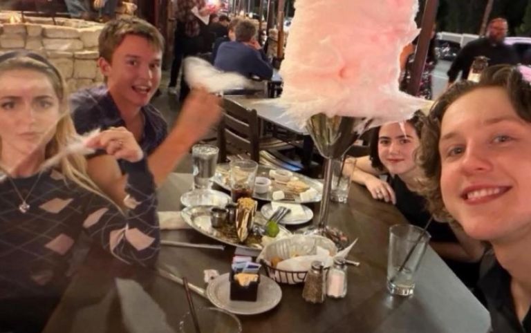 McKenna Grace compartió una foto 