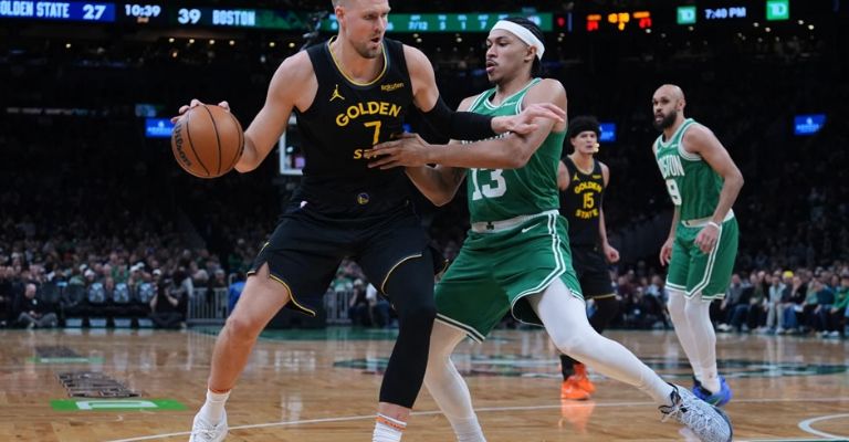 Porzingis enfrentó a su exequipo