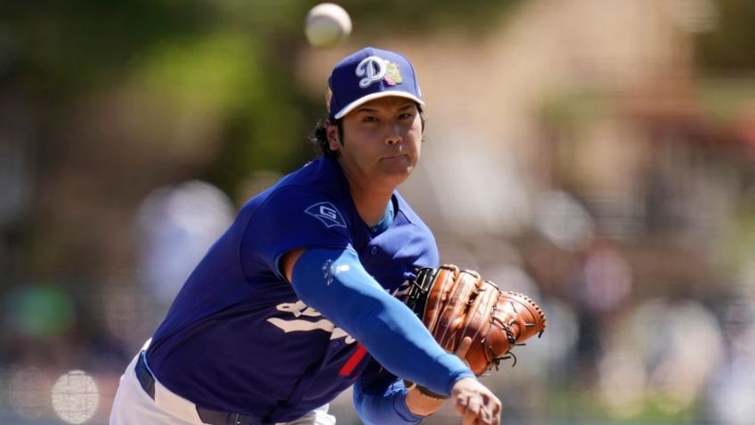 Shohei Ohtani impresiona en su debut como lanzar en el Spring Training de Dodgers