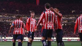 Foto que representa a ¡De vuelta a la cima! Guadalajara golea al León y recupera el liderato del Clausura 2026