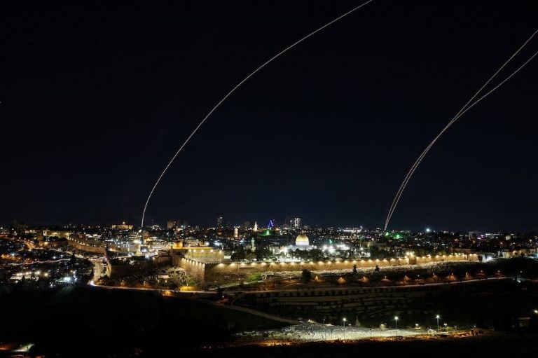 Guardia Revolucionaria asegura golpe a despacho de Netanyahu