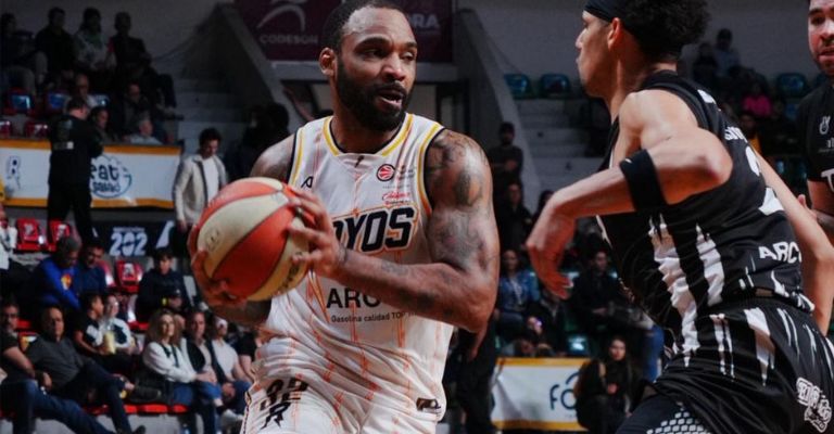 También Toney ha contribuido desde la banca