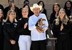 Foto ilustrativa de nota Gobernador Alfonso Durazo inaugura la primera Clínica de Bienestar Animal gratuita en Sonora