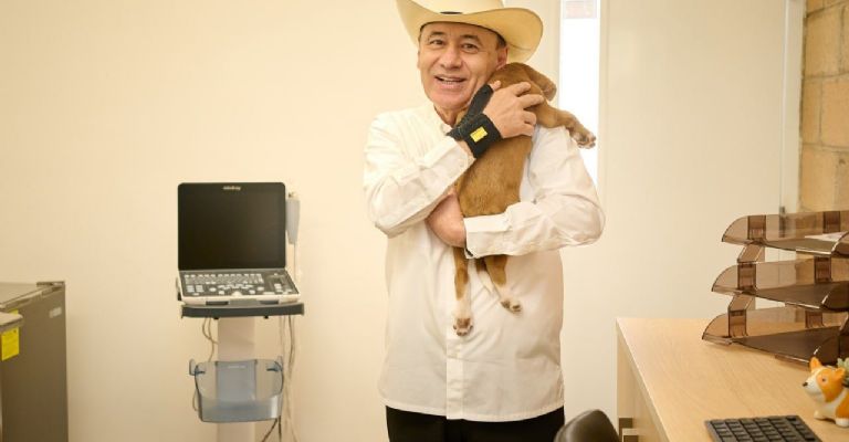 Gobernador Alfonso Durazo inaugura la primera Clínica de Bienestar Animal gratuita en Sonora 