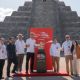 Chichén Itzá recibe el Trofeo de la Copa FIFA 2026; CNTE se manifiesta contra el Mundial