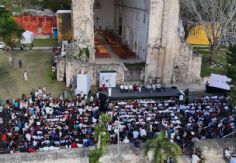 Foto ilustrativa de nota Claudia Sheinbaum fortalece turismo en comunidades indígenas de Quintana Roo con 13 mmp