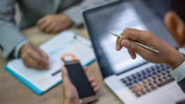 Foto que representa a Más de 100 organizaciones pierden permiso para recibir donativos tras resolución del SAT