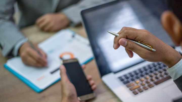 Más de 100 organizaciones pierden permiso para recibir donativos tras resolución del SAT