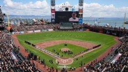Foto que representa a Netflix da batazo largo y se suma a la MLB con la noche inaugural de Yankees-Giants