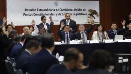 Foto que representa a Plan B de Reforma Electoral obtiene 24 votos en comisiones del senado y avanza al pleno sin el PT