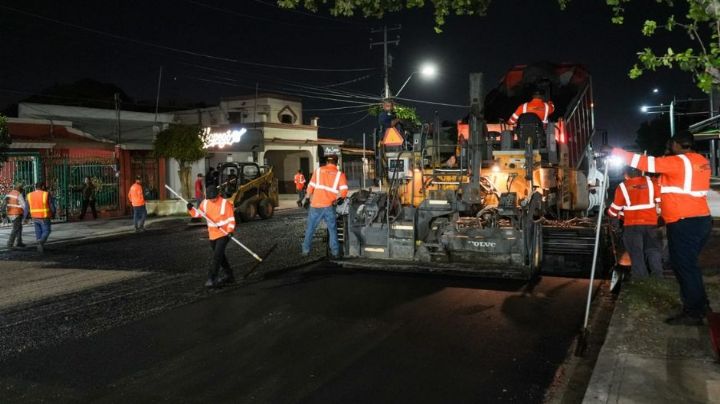 'Toño' Astiazarán beneficia a familias de Las Praderas en Hermosillo con Programa de Recarpeteo 2026