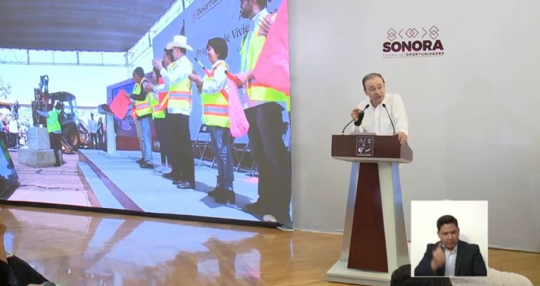 Comienza la conferencia con anuncios