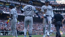Foto que representa a Los Yankees mandan fuerte mensaje en el Opening Day de MLB, al apalear a los Giants